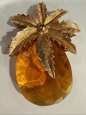 Vintage 1960s Sarah Coventry "Autumn Haze" Pineapple Brooch Pin Pendant Combo.